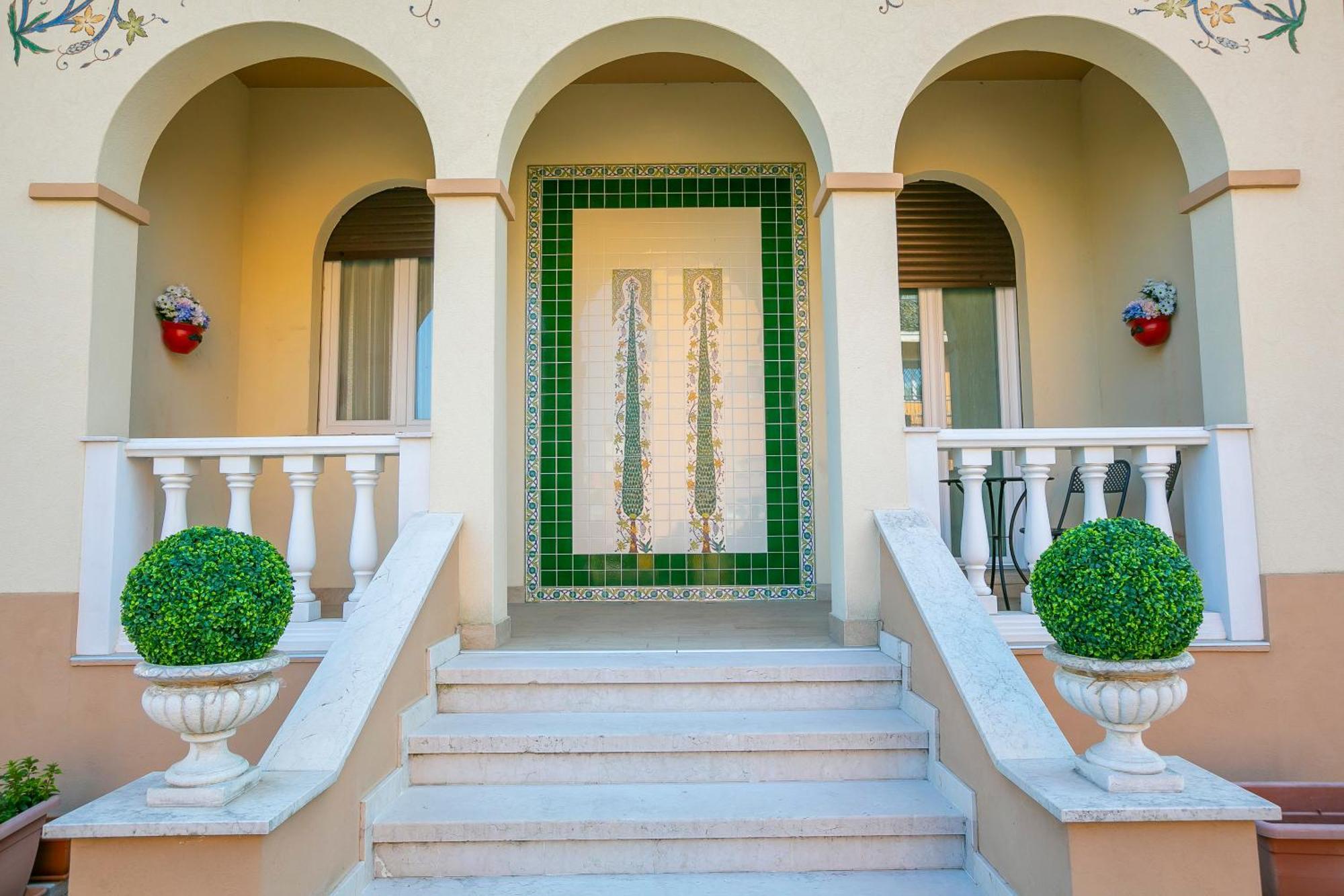 Villa Mimosa - Appartamento 2 - Happy Rentals Desenzano del Garda Eksteriør bilde