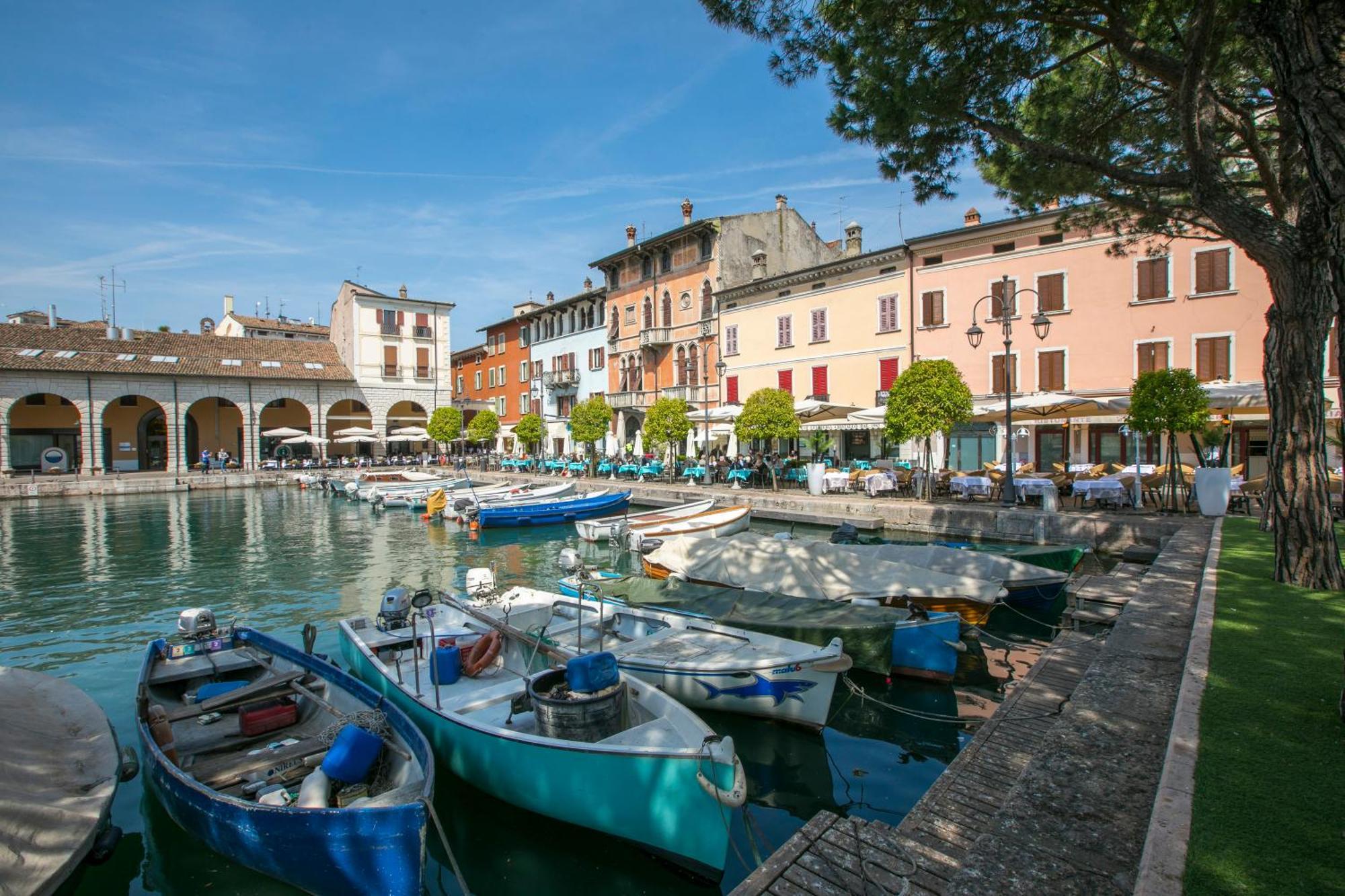 Villa Mimosa - Appartamento 2 - Happy Rentals Desenzano del Garda Eksteriør bilde